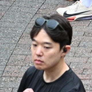 Person 882